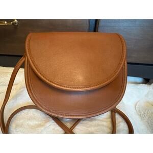 EXCELLENT NEW w/o tags Coach Casey Vintage Saddle Bag British Tan